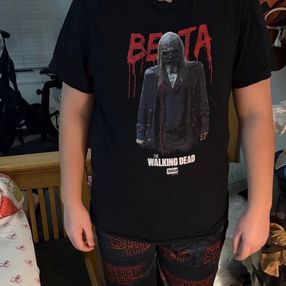 Black Graphic T-Shirt - Picture 2 of 2